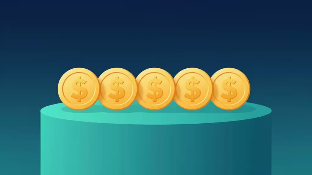 Fünf goldene Dollar-Münzen liegen auf einem teal-farbenen Zylinder vor dunkelblauem Hintergrund und symbolisieren Stablecoin-Yield-Einnahmen.